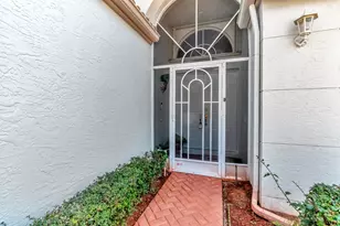 5670 Swaying Palm Ln, Boynton Beach, FL 33437 - Photo 4