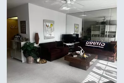 307 Wellington F #307, West Palm Beach, FL 33417 - Photo 6