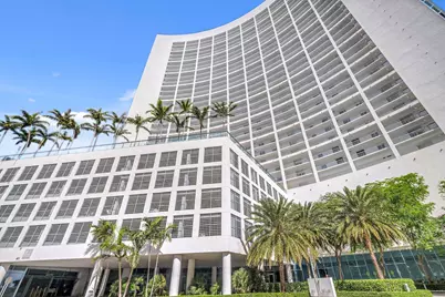 601 NE 36th Street #1008, Miami, FL 33137 - Photo 2