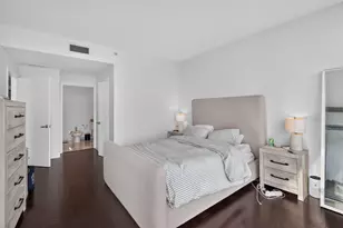 601 NE 36th St, Miami, FL 33137 - Photo 16