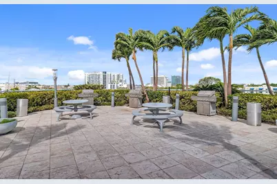 601 NE 36th Street #1008, Miami, FL 33137 - Photo 32