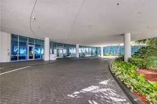 601 NE 36th St, Miami, FL 33137 - Photo 4