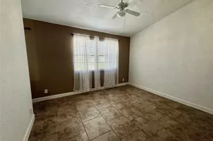 219 SW 3rd St, Pompano Beach, FL 33060 - Photo 12