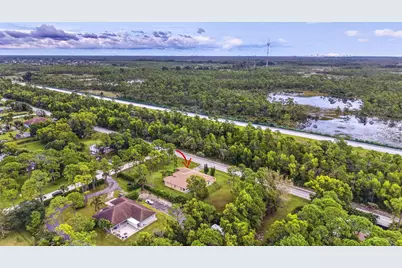 11030 56th Place N, The Acreage, FL 33411 - Photo 2