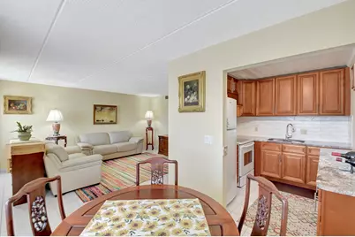 400 Village Green Circle W #212, Palm Springs, FL 33461 - Photo 42