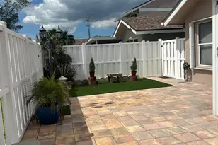 1238 NW 51st Way, Deerfield Beach, FL 33442 - Photo 24