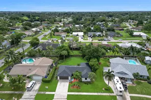 102 Valencia St, Royal Palm Beach, FL 33411 - Photo 30