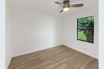 102 Valencia Street, Royal Palm Beach, FL 33411 - Photo 24