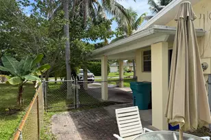 3035 SE 1st St, Boynton Beach, FL 33435 - Photo 6