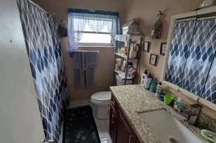 3400 NW 24th St, Lauderdale Lakes, FL 33311 - Photo 10