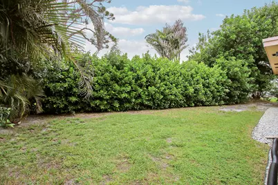 9471 SE Little Club Way S, Tequesta, FL 33469 - Photo 32