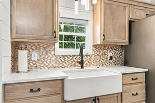 2555 Pga Blvd, Palm Beach Gardens, FL 33410 - Photo 2