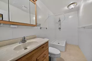 1540 NE 40th St, Oakland Park, FL 33334 - Photo 30