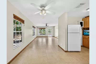 1540 NE 40th Street, Oakland Park, FL 33334 - Photo 12