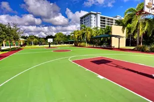 2801 N Palm Aire Dr, Pompano Beach, FL 33069 - Photo 8