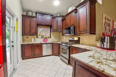 13820 Folkestone Circle, Wellington, FL 33414 - Photo 16