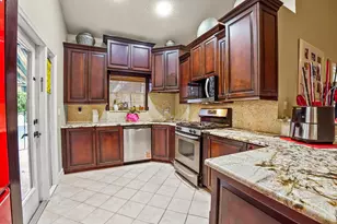 13820 Folkestone Cir, Wellington, FL 33414 - Photo 16