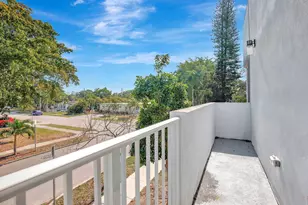 1108 S 20th Ave, Hollywood, FL 33020 - Photo 12