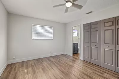 2424 1st Place SW, Vero Beach, FL 32962 - Photo 14
