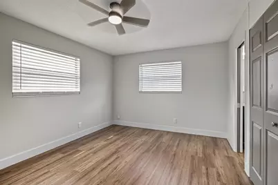 2424 1st Place SW, Vero Beach, FL 32962 - Photo 18