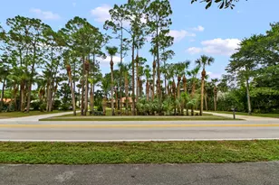 627 Marginal Rd, West Palm Beach, FL 33411 - Photo 42