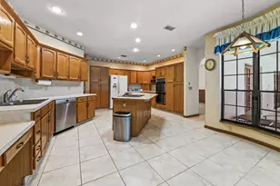 627 Marginal Rd, West Palm Beach, FL 33411 - Photo 18