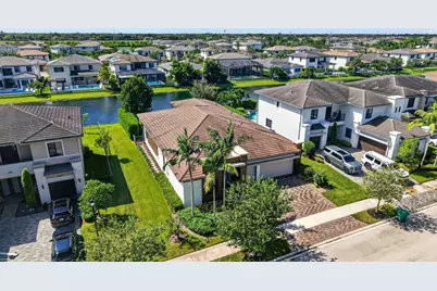 10490 S Lago Vista Circle, Parkland, FL 33076 - Photo 68
