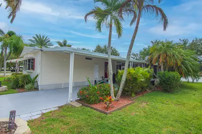 16 Santa Maria Court, Port Saint Lucie, FL 34952 - Photo 8