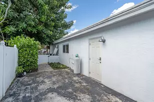 421 SW 18th St, Pompano Beach, FL 33060 - Photo 46