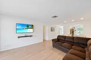 13670 Via Flora, Delray Beach, FL 33484 - Photo 2