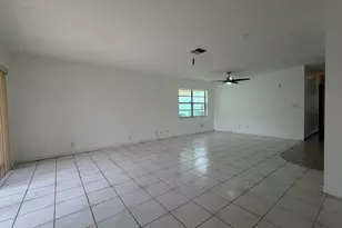7240 Pine Forest Cir, Lake Worth, FL 33467 - Photo 4