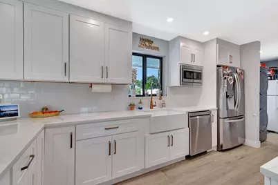 502 SW 28th Avenue, Boynton Beach, FL 33435 - Photo 14