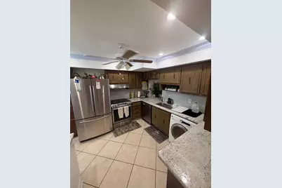 627 Laconia Circle #B, Lake Worth, FL 33467 - Photo 8