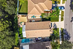 20564 SW 5th St, Pembroke Pines, FL 33029 - Photo 26