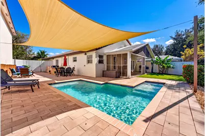 20564 SW 5th Street, Pembroke Pines, FL 33029 - Photo 18