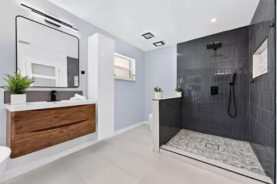 20564 SW 5th Street, Pembroke Pines, FL 33029 - Photo 4