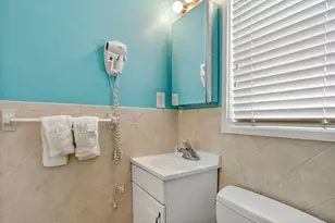 1225 Hillsboro Mile, Hillsboro Beach, FL 33062 - Photo 34