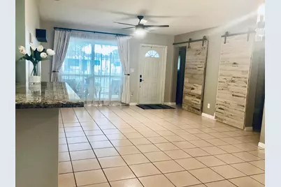 720 SW 69th Avenue, Pembroke Pines, FL 33023 - Photo 4