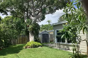 720 SW 69th Ave, Pembroke Pines, FL 33023 - Photo 24