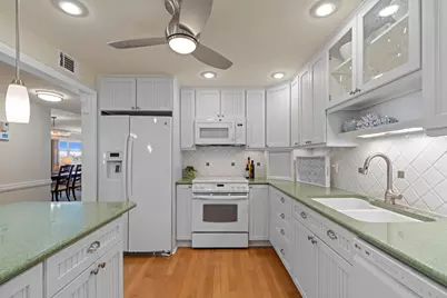 711 N Riverside Drive #401, Pompano Beach, FL 33062 - Photo 12