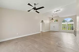 7505 NW 65th Ln, Parkland, FL 33067 - Photo 6