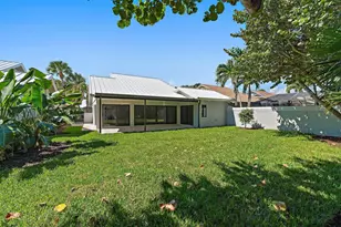 139 Sand Pine Dr, Jupiter, FL 33477 - Photo 2