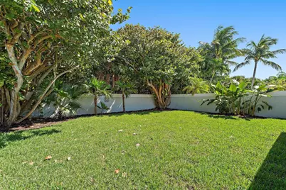139 Sand Pine Drive, Jupiter, FL 33477 - Photo 4