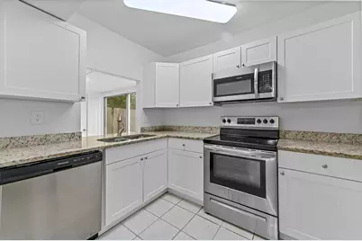 8600 Uranus Terrace, West Palm Beach, FL 33403 - Photo 12