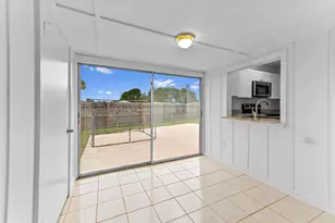8600 Uranus Terrace, West Palm Beach, FL 33403 - Photo 14
