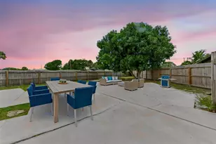 8600 Uranus Terrace, West Palm Beach, FL 33403 - Photo 26