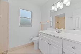 8600 Uranus Terrace, West Palm Beach, FL 33403 - Photo 16