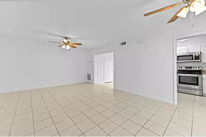 8600 Uranus Terrace, West Palm Beach, FL 33403 - Photo 10