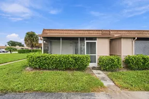 334 Seville N, Delray Beach, FL 33446 - Photo 4