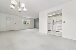 334 Seville N, Delray Beach, FL 33446 - Photo 14